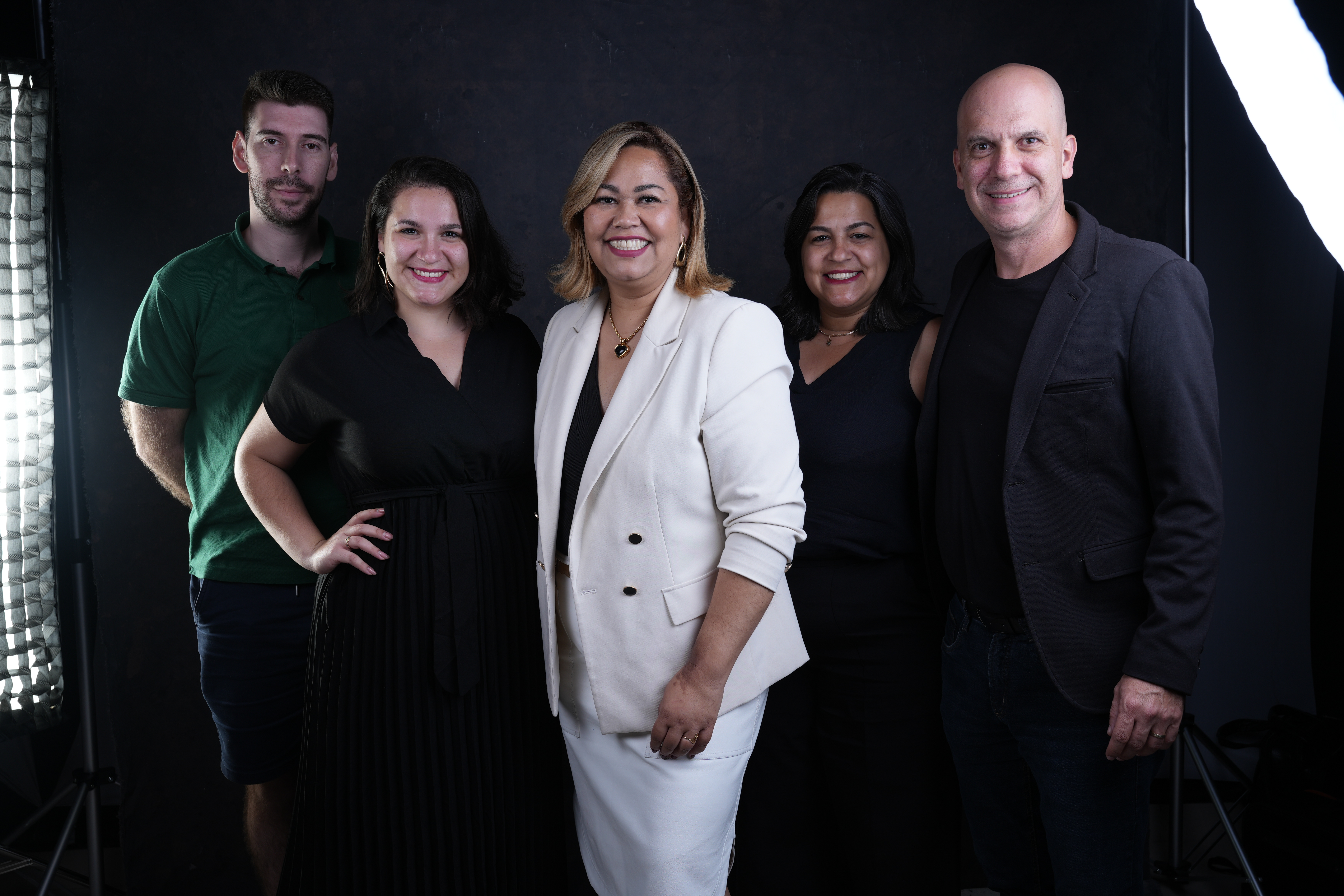 A Multi empresária Aline Marques leva mensagem de resiliência e protagonismo feminino ao palco do Código da Expansão